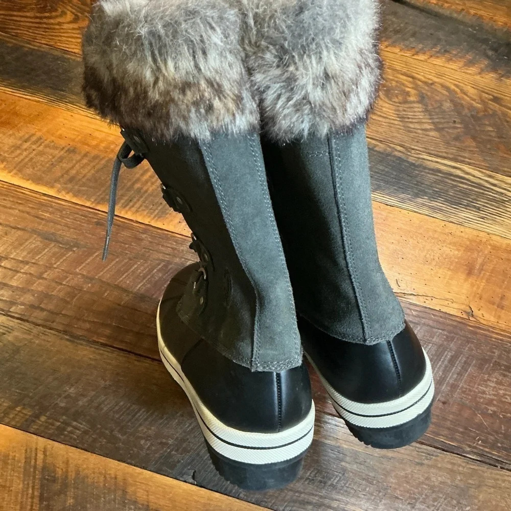 G.H. Bass & Co. Juno Duck Boots | Women’s Size 11M | Gray & Black Faux Fur Trim